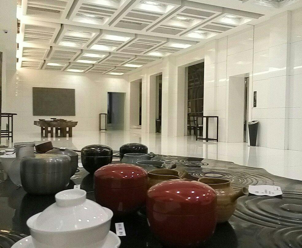 凤凰山庄艺术酒店主图