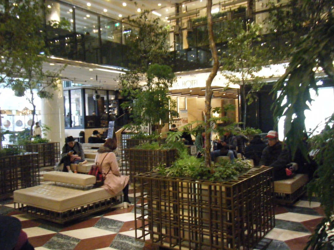 Solaria Plaza景点图片