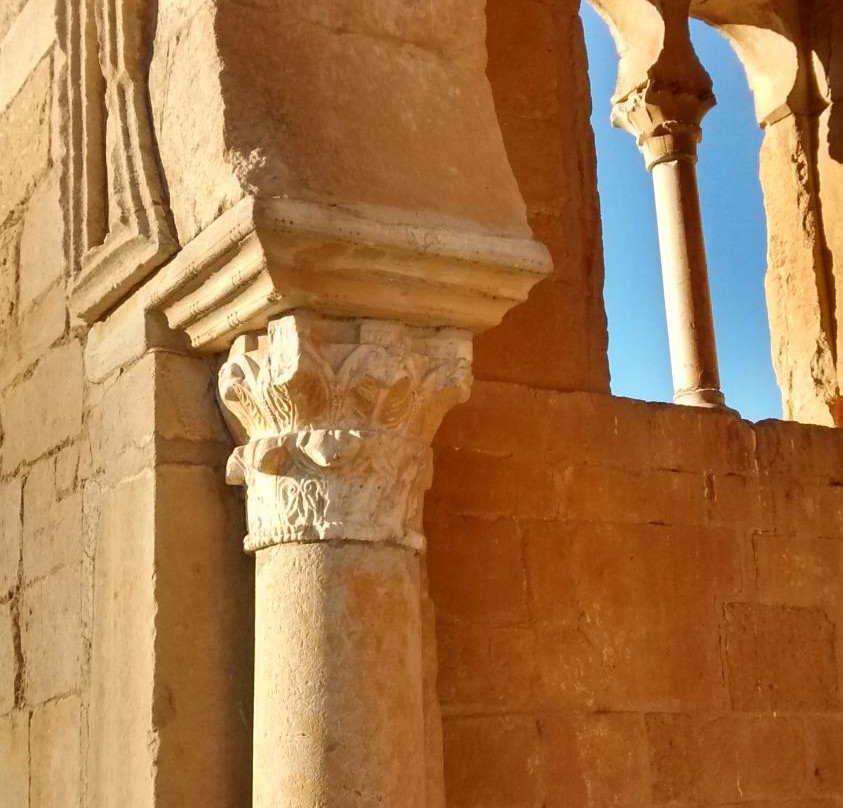 Monastery San Miguel de Escalada景点图片