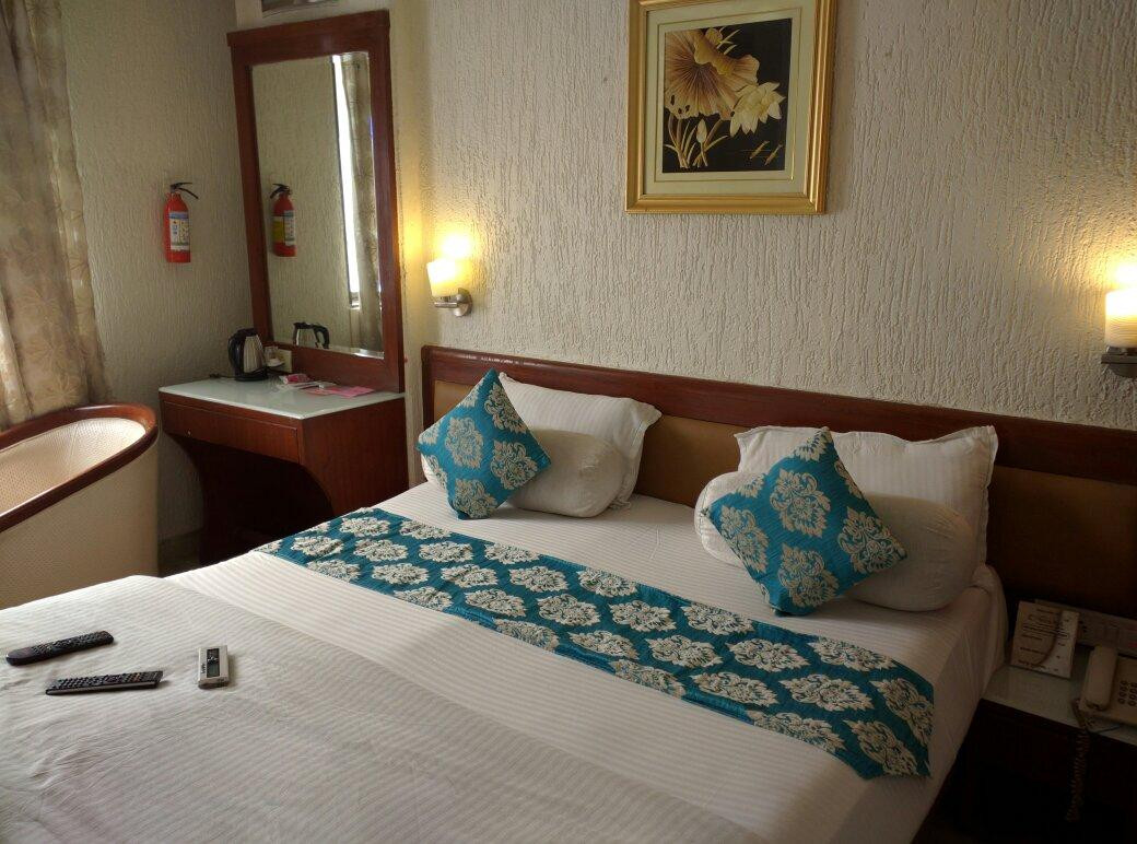 Shedung酒店住宿-Hotel Peace Park