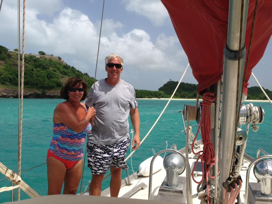 Joy Sailing Tours-Jolly Harbour必去景点