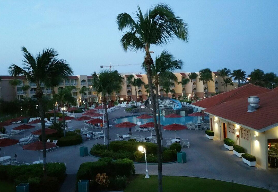 Glitz Casino-棕榈/鹰海滩必去景点