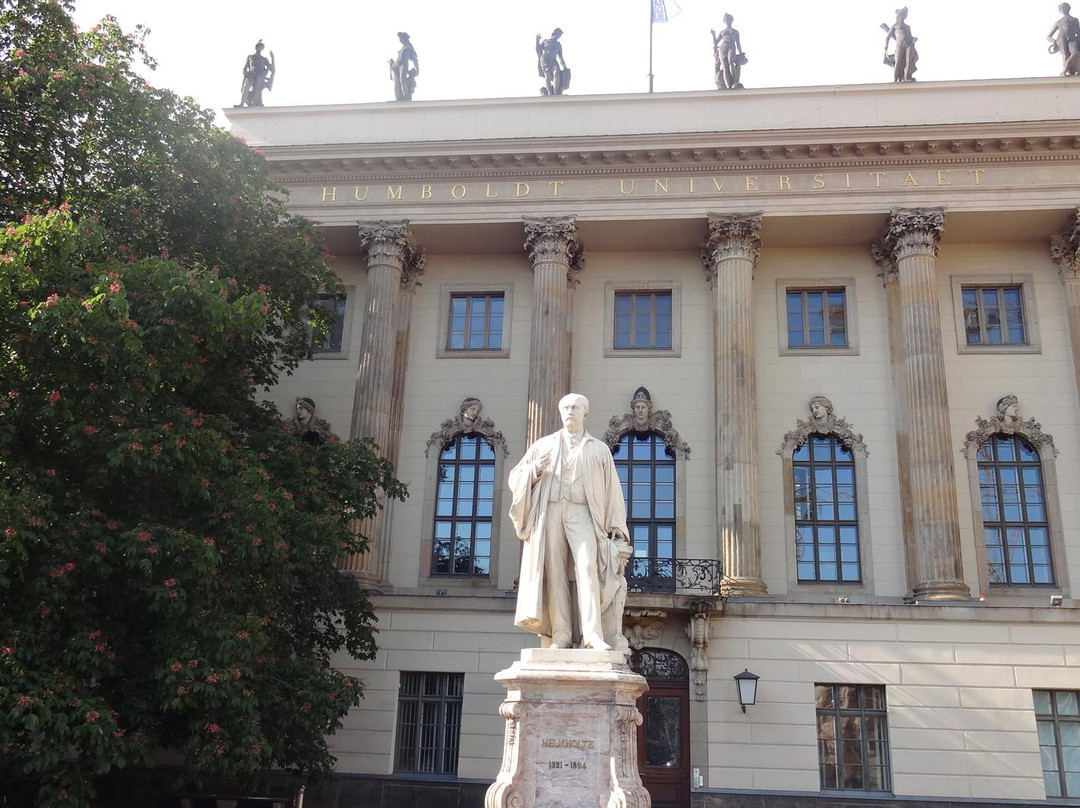 Humboldt University (Humboldt Universitat)-柏林必去景点