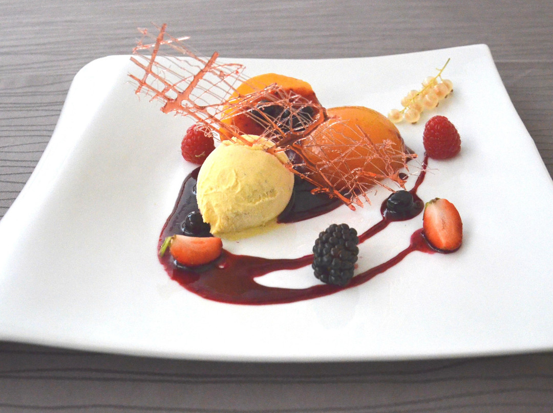 Charny餐馆和美食-Relais Poyaudin