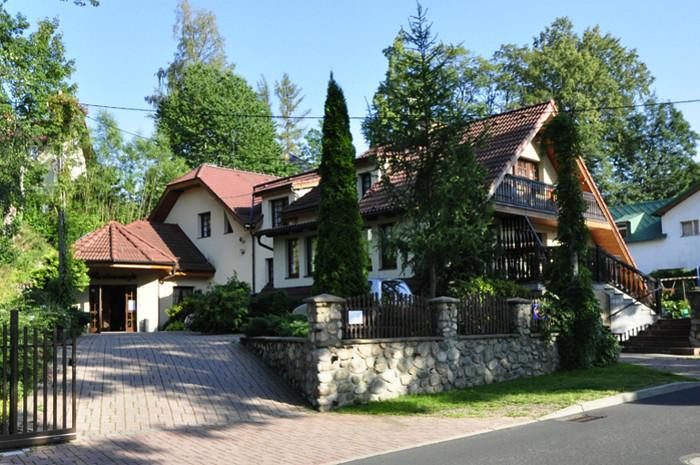 Sciegny酒店住宿-Gościniec Nad Potokiem