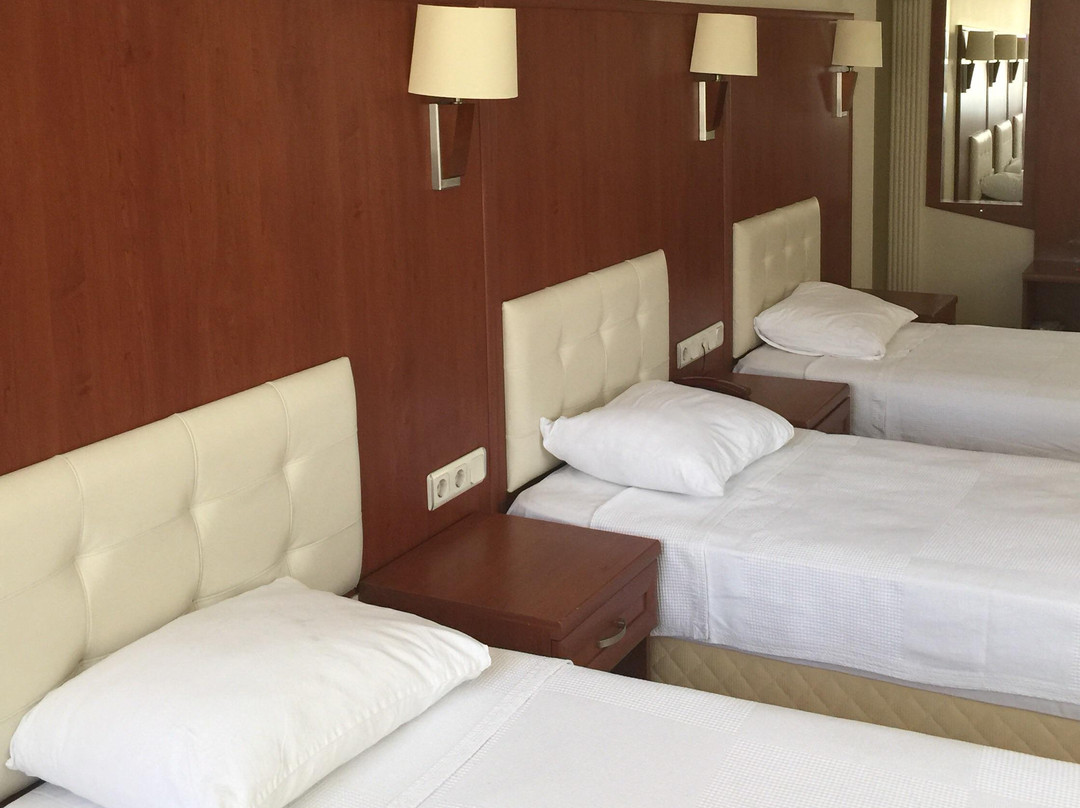Emre Hotel