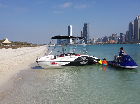 Blue Whale Jet Ski Rental-阿布扎比必去景点