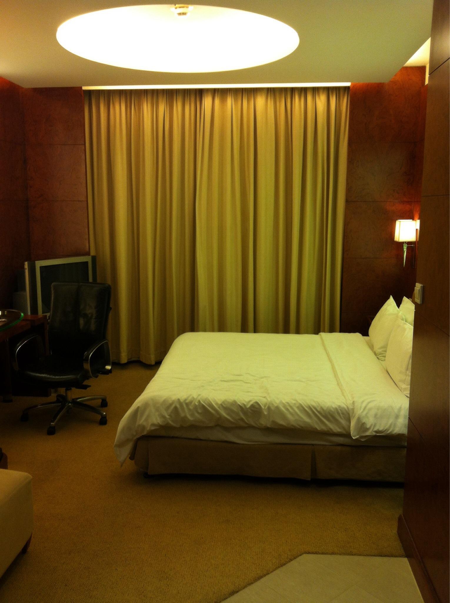 东港波特曼大酒店-浴室