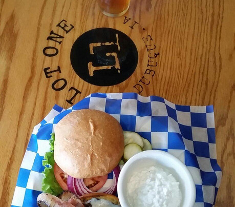 Lot One-迪比克必去景点