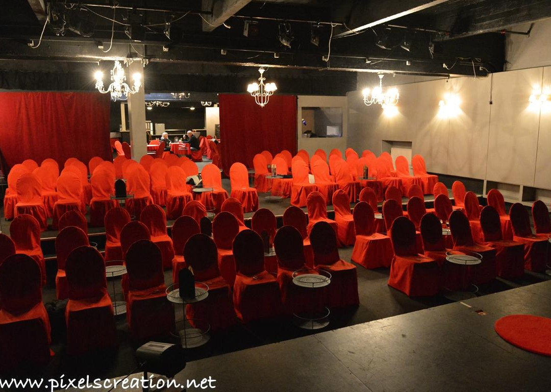 Théâtre Le Fou Rire-伊克塞尔必去景点