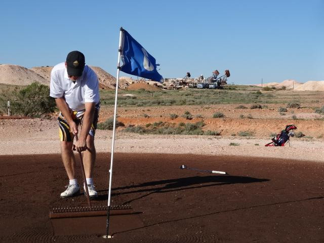 Coober Pedy Opal Fields Golf Course-库伯佩迪必去景点