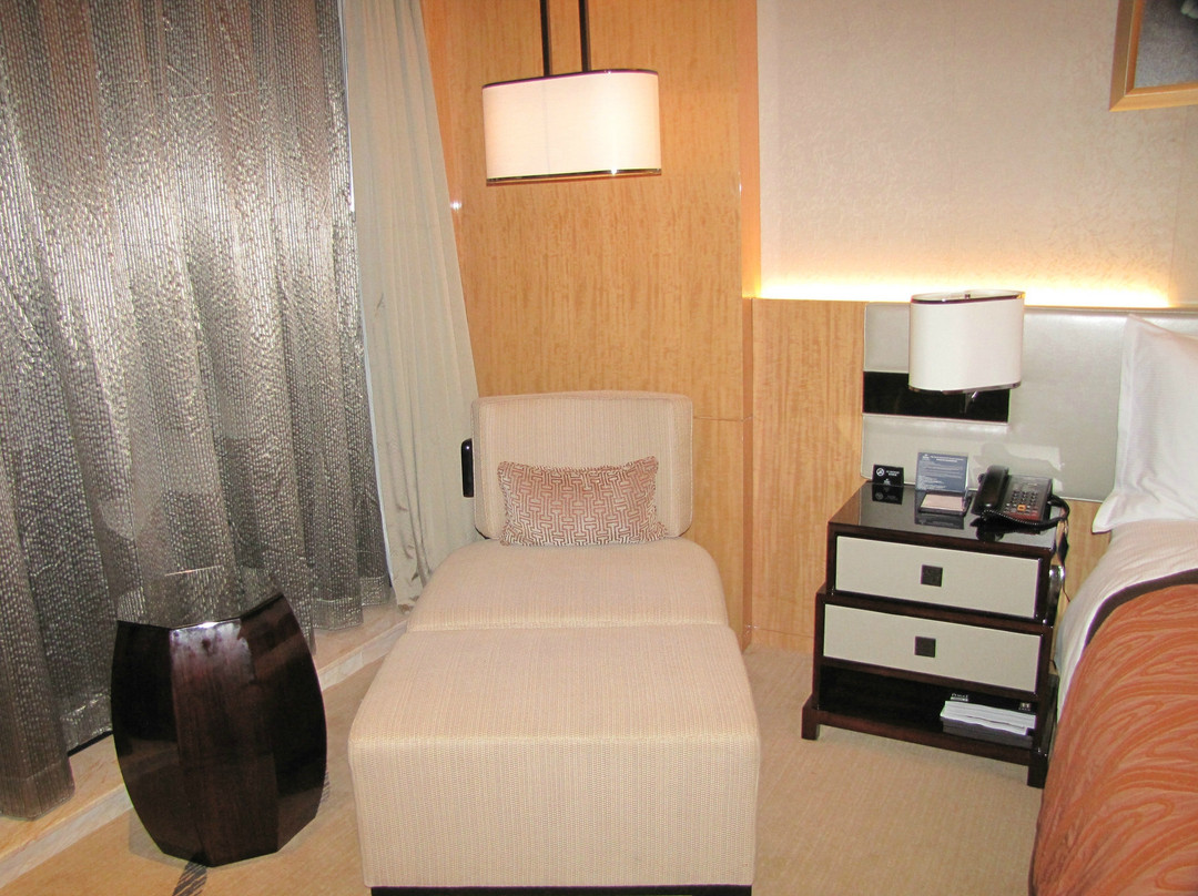 广州万富希尔顿酒店主图