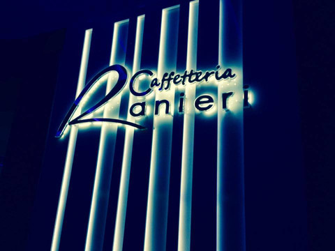 Casavatore旅游景点-Caffetteria Ranieri