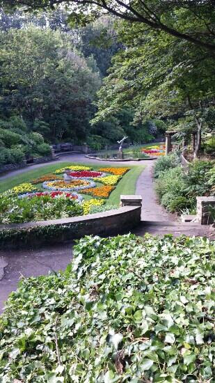 South Cliff Italian Gardens景点图片