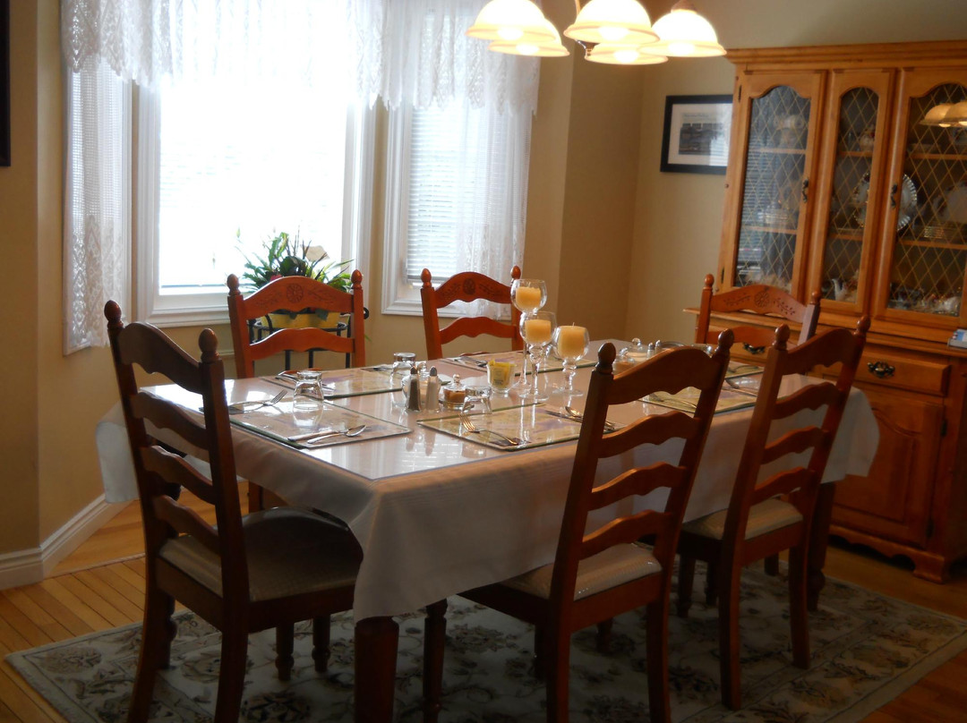 Northwest Lodge Bed & Breakfast主图