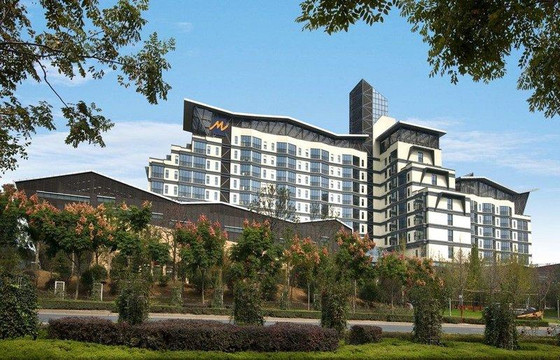 环球恐龙城维景国际大酒店主图