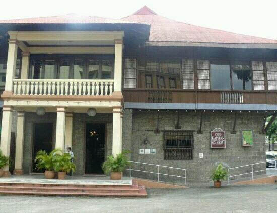 Cafe Kapitan Restaurant