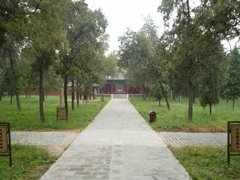 曲阜颜庙-曲阜市必去景点