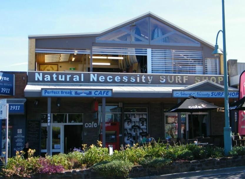 Natural Necessity Surf Shop景点图片