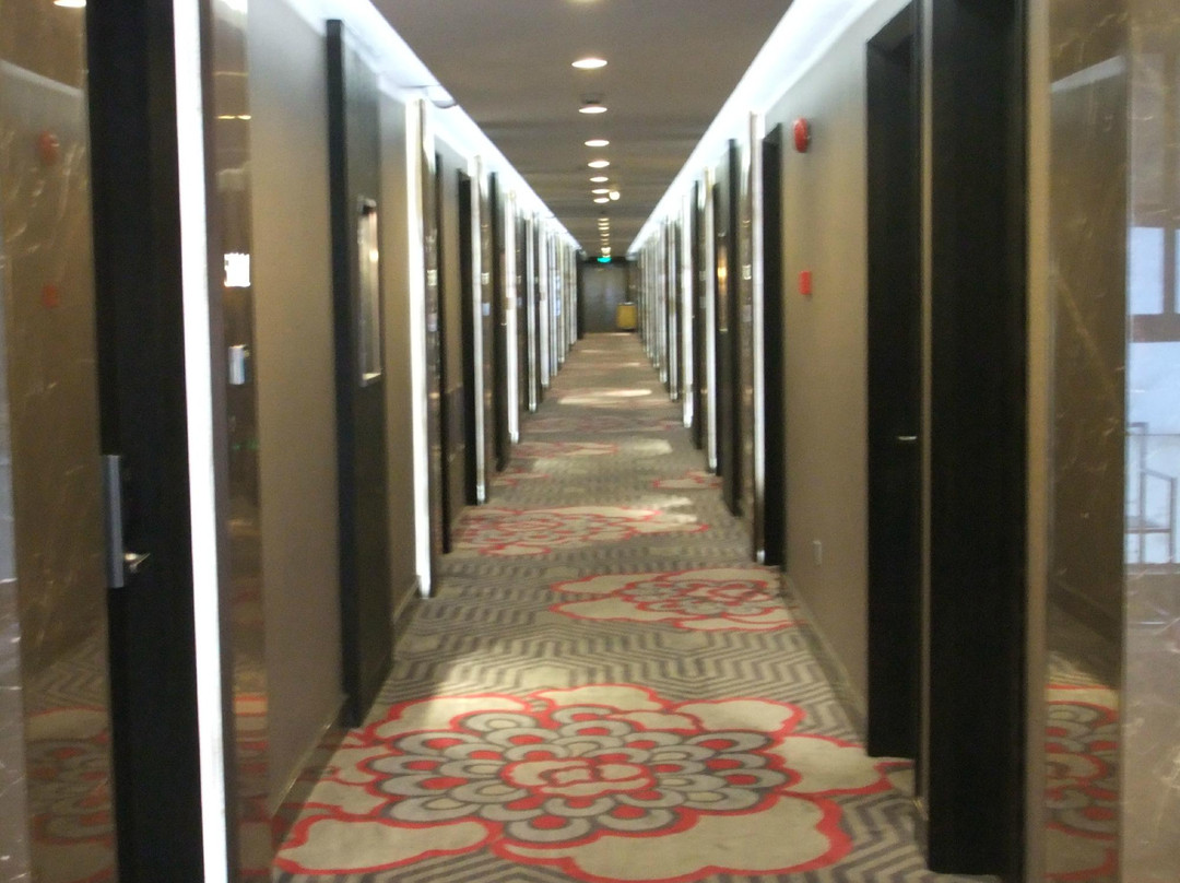 云悦华尔兹精品酒店主图