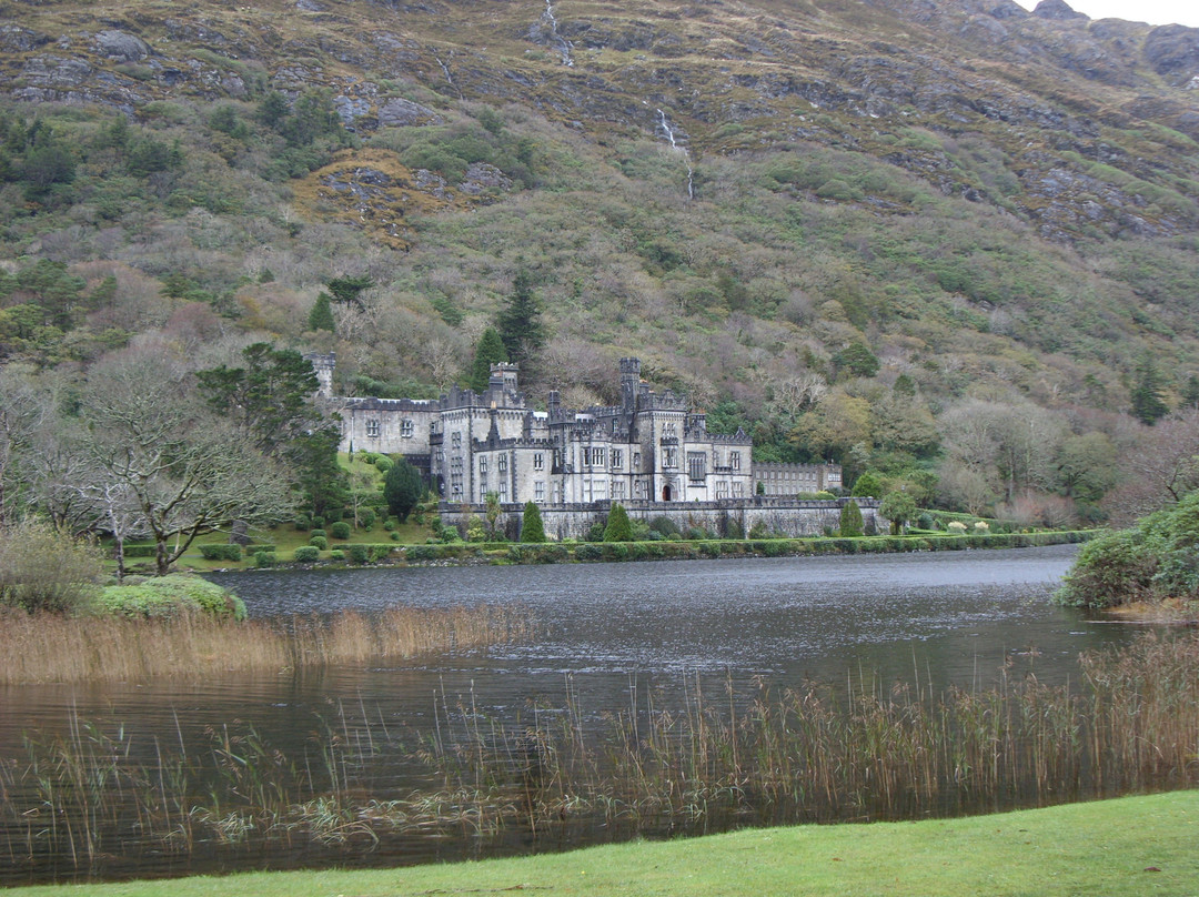 Kylemore Abbey & Victorian Walled Garden景点图片