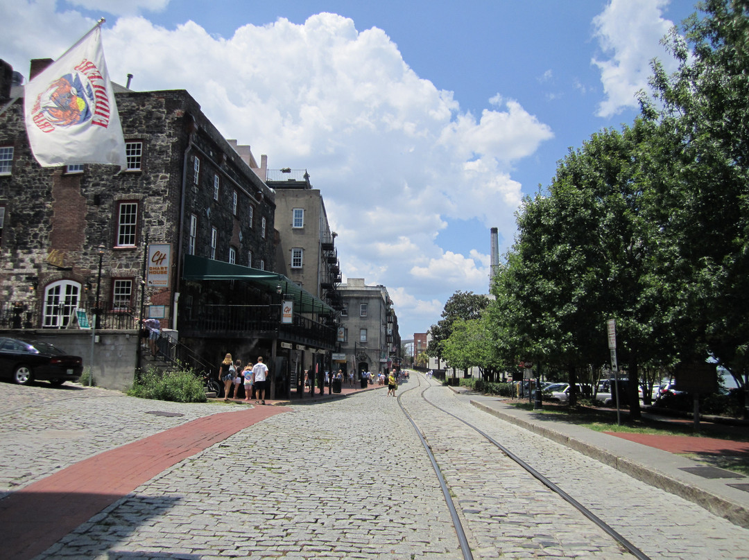 Riverfront Plaza-萨凡纳必去景点