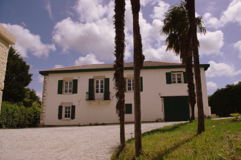 Maison Latchueta-官方