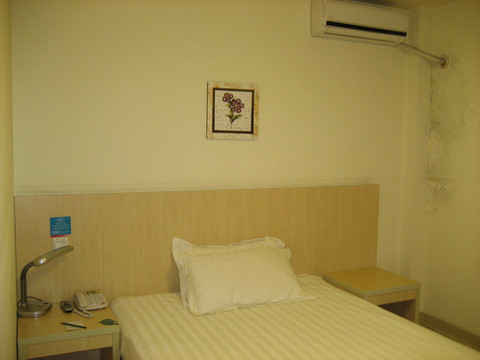 锦江之星杭州下沙大学城文泽路地铁站酒店主图