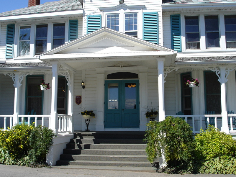 Auberge Du Parc Inn主图