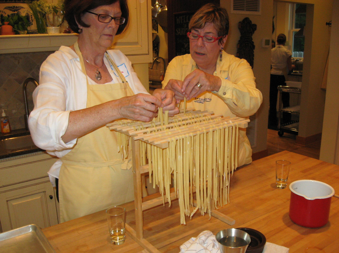 Savory Spoon Cooking School-Ellison Bay必去景点