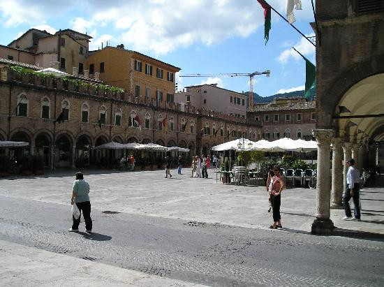 Piazza del Popolo景点图片