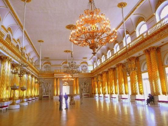 俄罗斯冬宫博物馆与冬宫-圣彼得堡必去景点