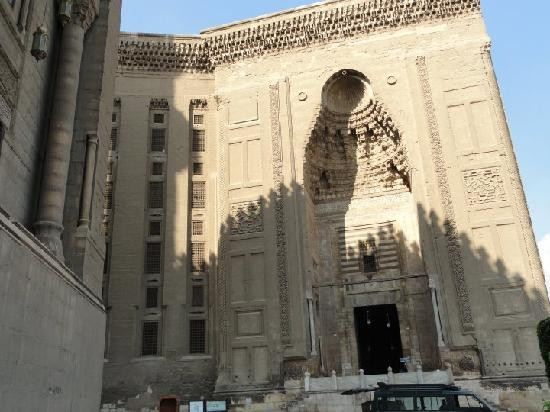 Mosque and Madrasa of Sultan Hassan-开罗必去景点
