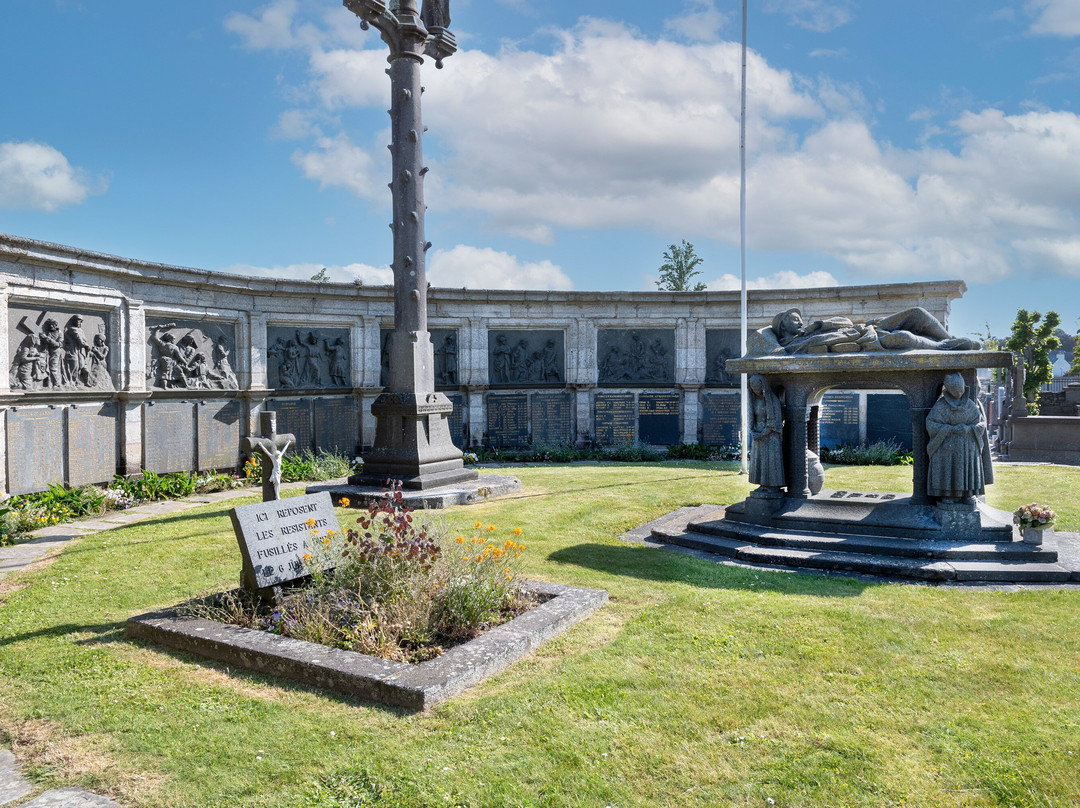 Monument aux Morts-Saint-Pol-de-Leon必去景点