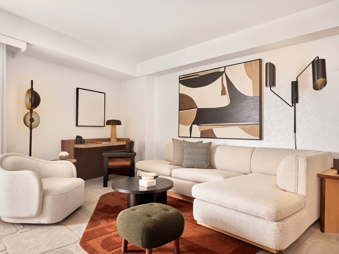 The Jay, Autograph Collection主图