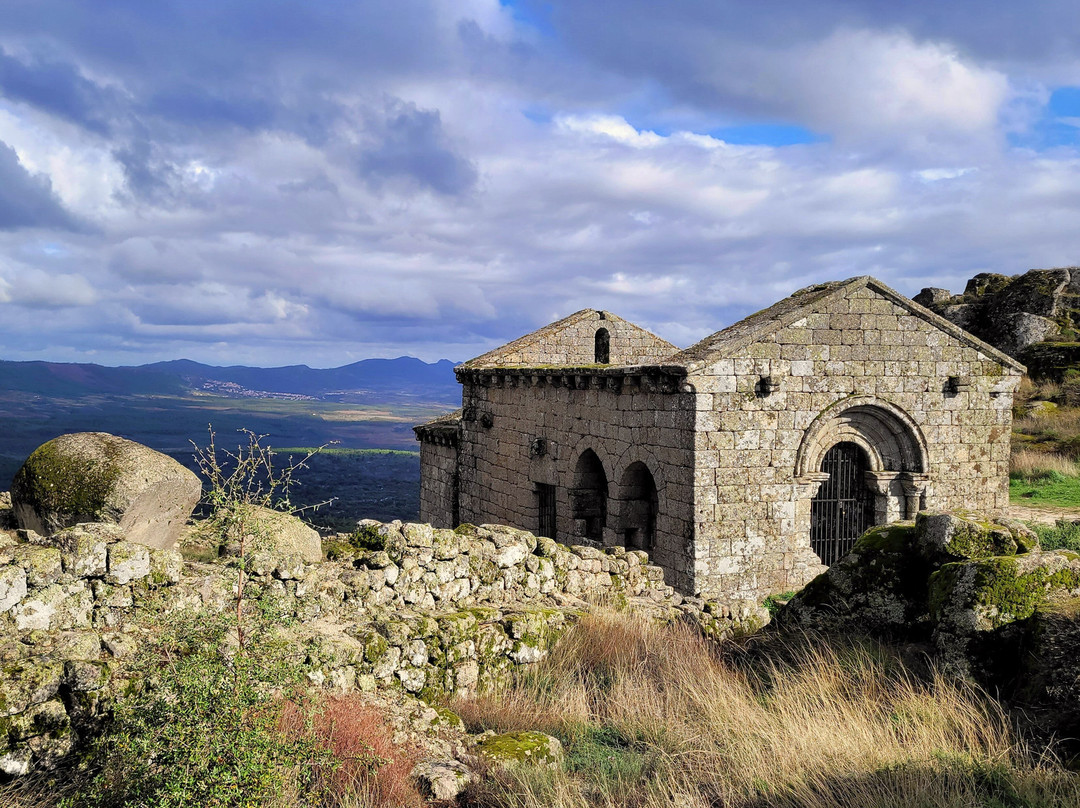 Ruínas Da Igreja De São Miguel景点图片