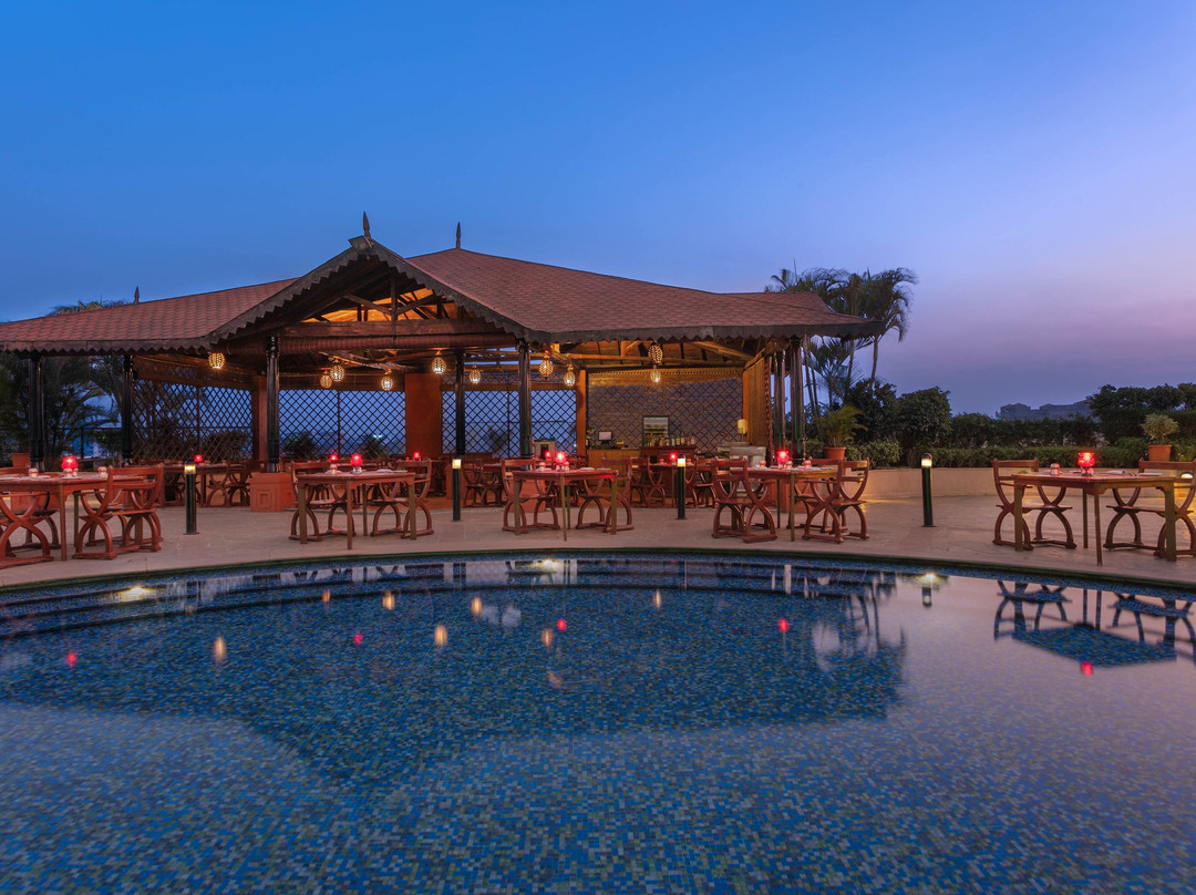 Sheraton Grand Pune Bund Garden Hotel