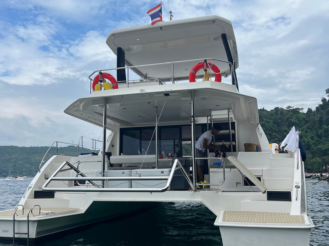 Charter Dock A-莆缴必去景点