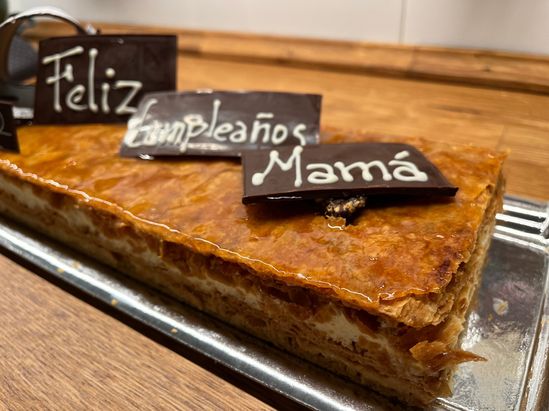 Cafeteria Heladeria Panadería La Hogazza