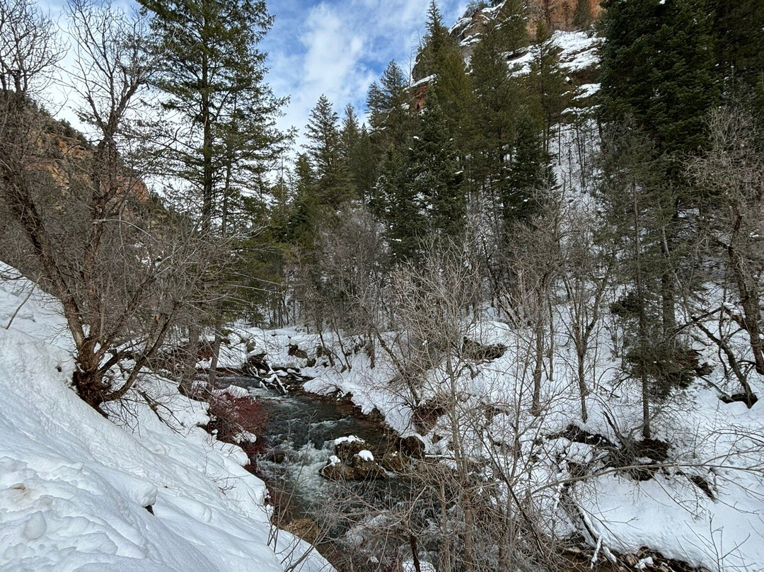 Fifth Water Hot Springs-Springville必去景点