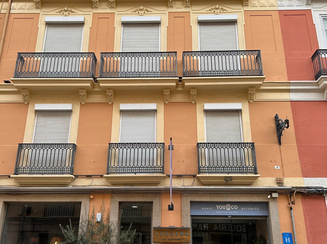 You & Co. Quart Boutique主图