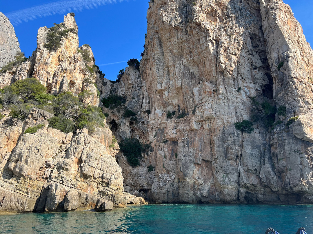 Luuxya Charter-Santa Maria Navarrese必去景点