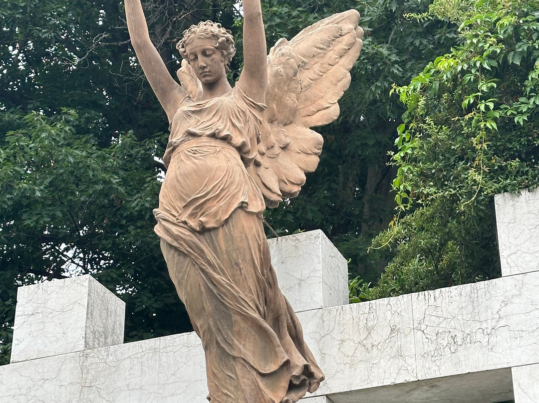 Monumento Ai Caduti-Meda必去景点