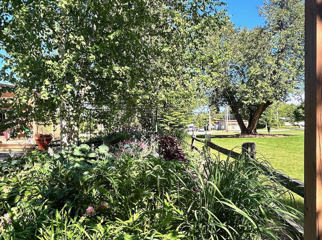 Baileys Harbor Schoolhouse Inn主图