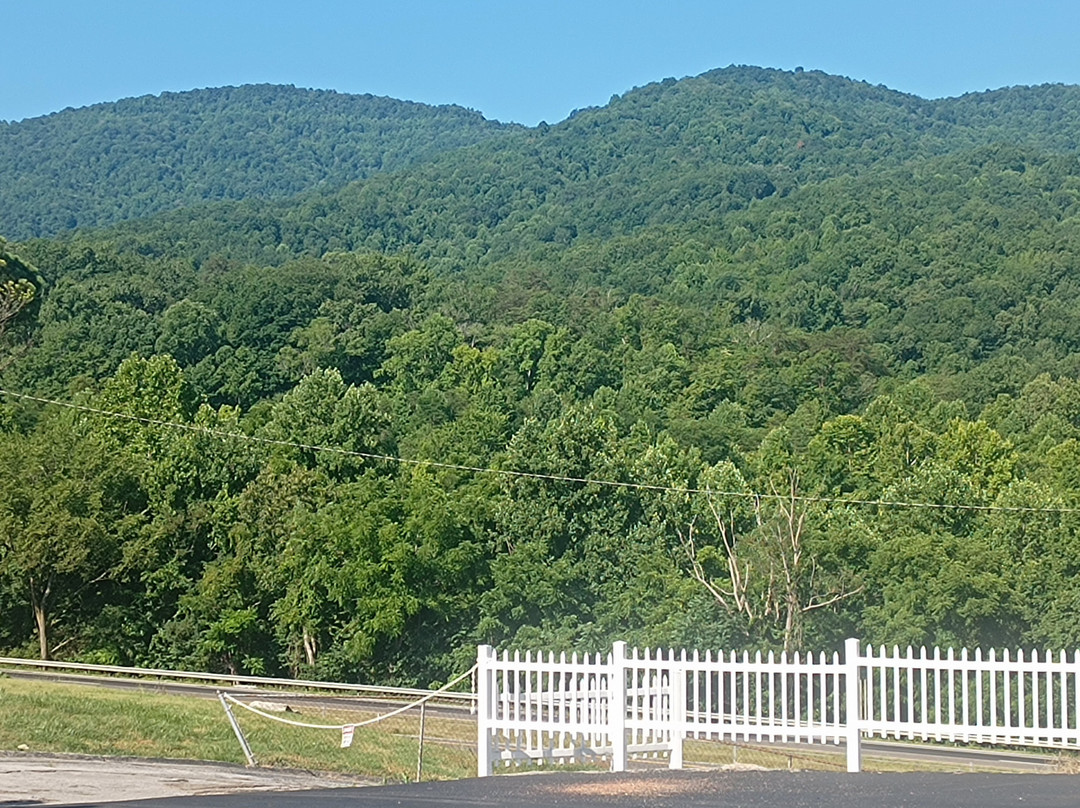 Red Roof Inn Caryville主图