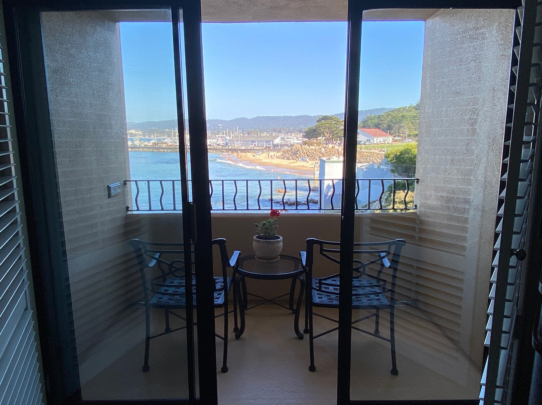 蒙特利湾酒店主图