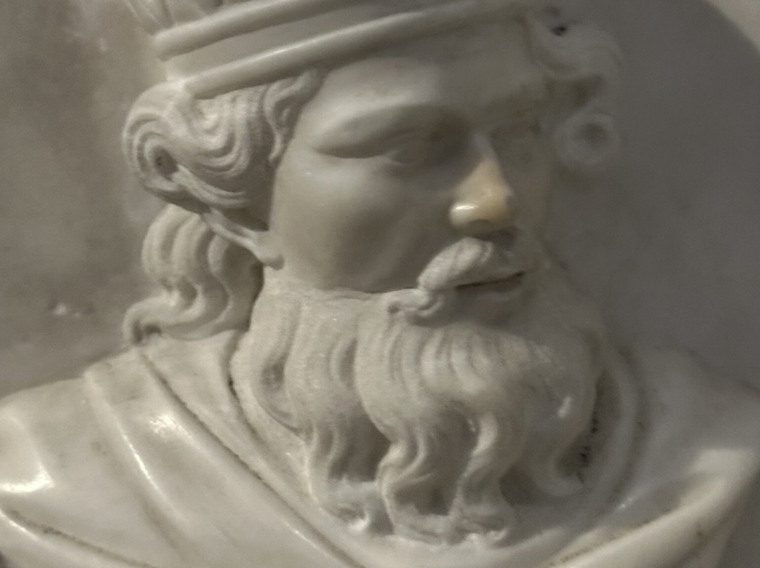 Santuario della Madonna dell'Olivo-基亚瓦里必去景点