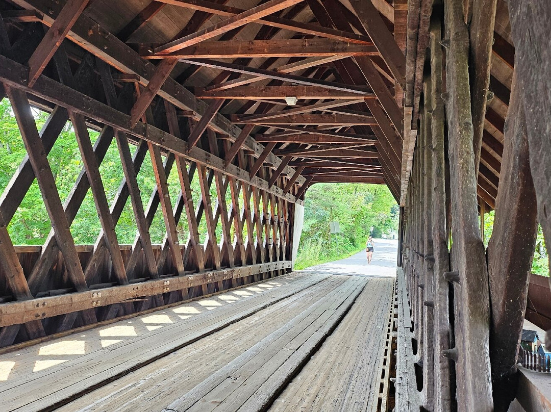Middle Covered Bridge-伍德斯托克必去景点