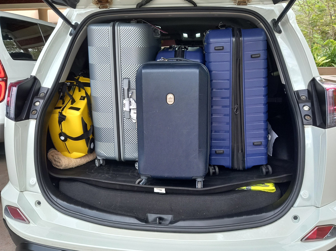 Sheldon's Seychelles Taxi Service景点图片