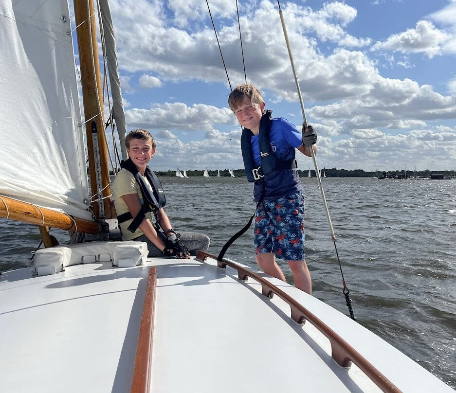 Oliver's Sailing Holidays景点图片